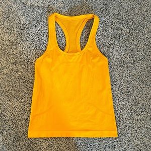 Lululemon Swiftly Tech Racerback Tank Top 2.0
Race Length